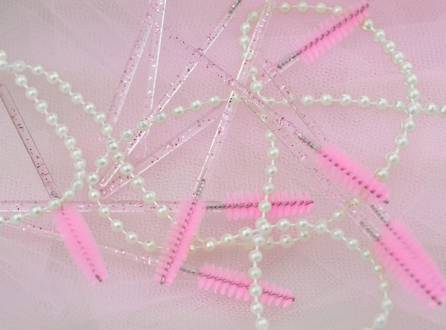 haft ręczny na tkaninie